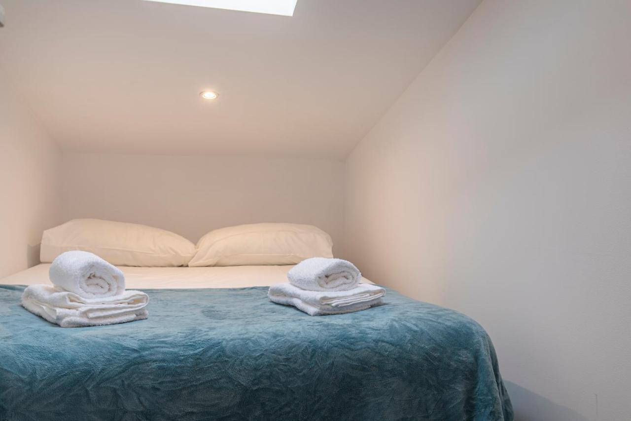 Condessa 2Bdr Duplex By Lovelystay ลิสบอน ภายนอก รูปภาพ